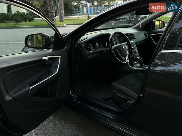 Сірий Вольво B60, об'ємом двигуна 1.56 л та пробігом 290 тис. км за 11400 $, фото 16 на Automoto.ua