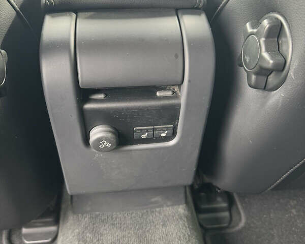 Серый Вольво B60, объемом двигателя 2.4 л и пробегом 250 тыс. км за 13000 $, фото 16 на Automoto.ua