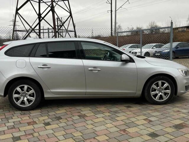 Серый Вольво B60, объемом двигателя 0 л и пробегом 264 тыс. км за 12000 $, фото 7 на Automoto.ua