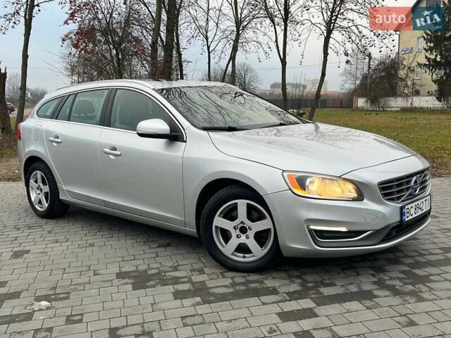 Серый Вольво B60, объемом двигателя 2 л и пробегом 154 тыс. км за 12000 $, фото 3 на Automoto.ua
