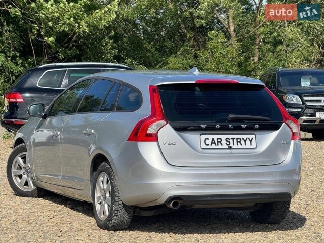 Сірий Вольво B60, об'ємом двигуна 1.56 л та пробігом 267 тис. км за 8500 $, фото 3 на Automoto.ua