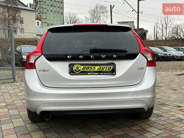 Серый Вольво B60, объемом двигателя 1.56 л и пробегом 264 тыс. км за 12000 $, фото 5 на Automoto.ua