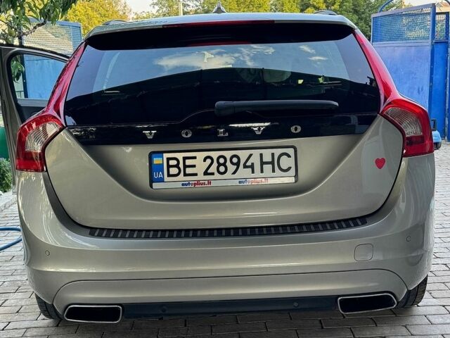 Серый Вольво B60, объемом двигателя 2 л и пробегом 300 тыс. км за 12600 $, фото 1 на Automoto.ua