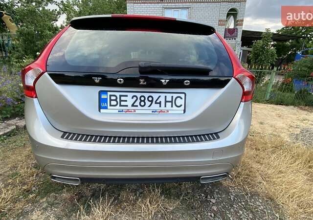 Серый Вольво B60, объемом двигателя 2 л и пробегом 299 тыс. км за 14000 $, фото 10 на Automoto.ua
