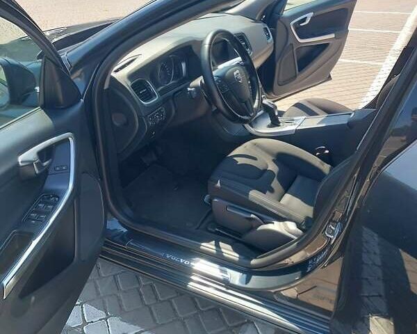 Сірий Вольво B60, об'ємом двигуна 1.56 л та пробігом 245 тис. км за 10500 $, фото 28 на Automoto.ua
