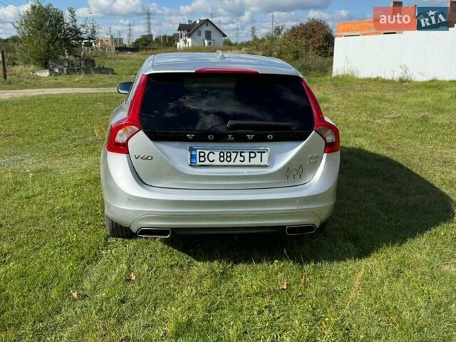 Серый Вольво B60, объемом двигателя 2.4 л и пробегом 250 тыс. км за 13000 $, фото 4 на Automoto.ua