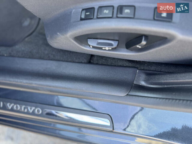 Сірий Вольво B60, об'ємом двигуна 2 л та пробігом 249 тис. км за 14999 $, фото 22 на Automoto.ua