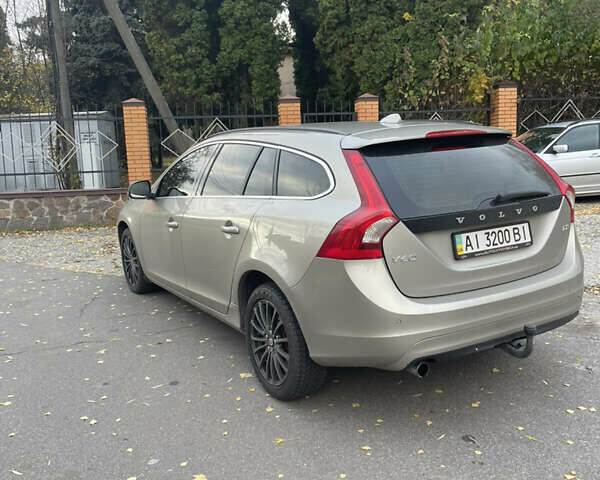 Серый Вольво B60, объемом двигателя 1.97 л и пробегом 256 тыс. км за 11500 $, фото 4 на Automoto.ua