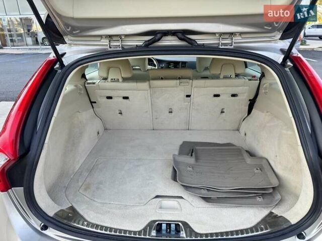 Серый Вольво B60, объемом двигателя 2 л и пробегом 131 тыс. км за 2300 $, фото 20 на Automoto.ua