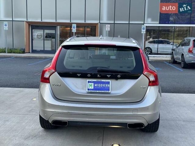 Серый Вольво B60, объемом двигателя 2 л и пробегом 131 тыс. км за 2300 $, фото 4 на Automoto.ua