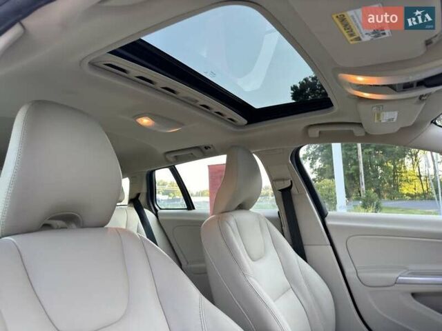 Серый Вольво B60, объемом двигателя 2 л и пробегом 131 тыс. км за 2300 $, фото 18 на Automoto.ua