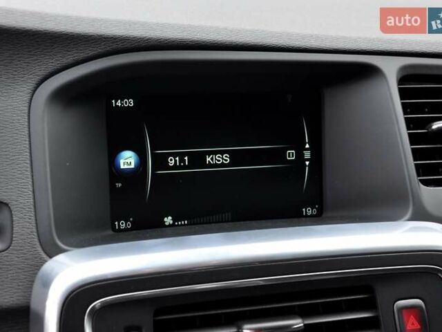 Серый Вольво B60, объемом двигателя 2 л и пробегом 235 тыс. км за 11700 $, фото 36 на Automoto.ua