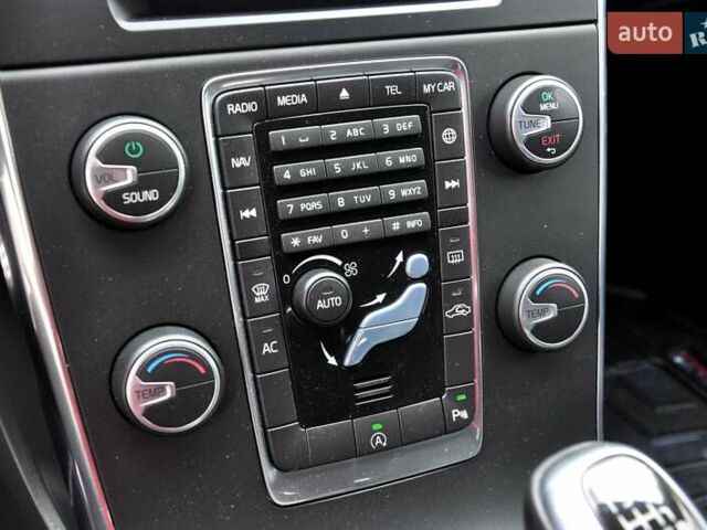 Серый Вольво B60, объемом двигателя 2 л и пробегом 235 тыс. км за 11700 $, фото 35 на Automoto.ua