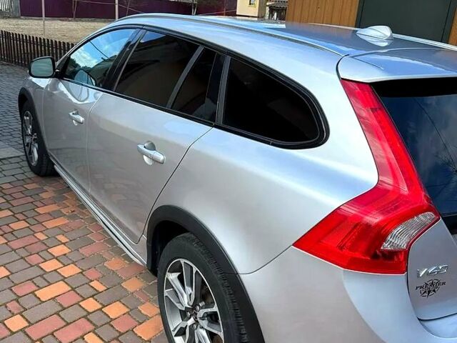 Сірий Вольво B60, об'ємом двигуна 2.5 л та пробігом 86 тис. км за 16000 $, фото 4 на Automoto.ua