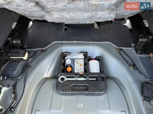 Сірий Вольво B60, об'ємом двигуна 1.97 л та пробігом 212 тис. км за 15500 $, фото 23 на Automoto.ua