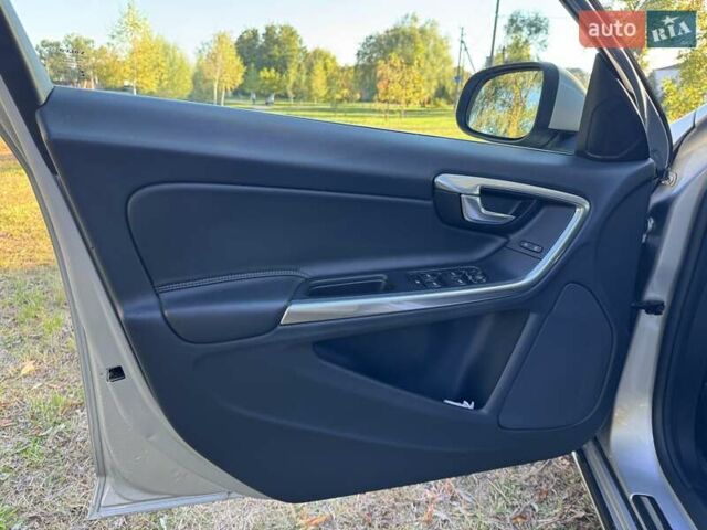 Серый Вольво B60, объемом двигателя 1.97 л и пробегом 225 тыс. км за 14900 $, фото 35 на Automoto.ua