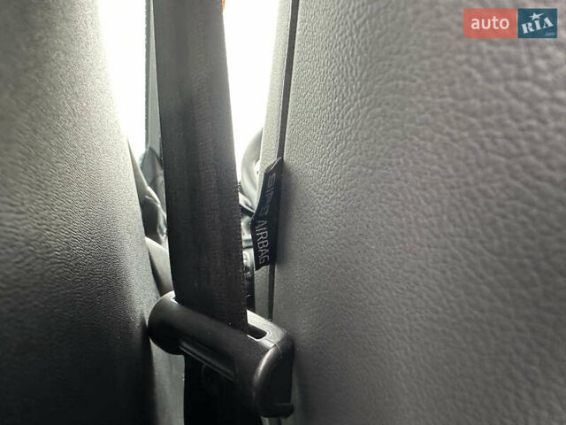 Серый Вольво B60, объемом двигателя 1.99 л и пробегом 241 тыс. км за 14400 $, фото 87 на Automoto.ua