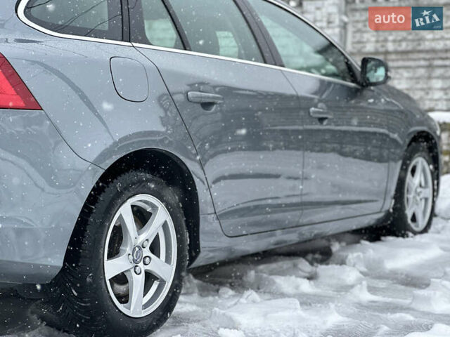 Серый Вольво B60, объемом двигателя 1.99 л и пробегом 241 тыс. км за 14400 $, фото 43 на Automoto.ua