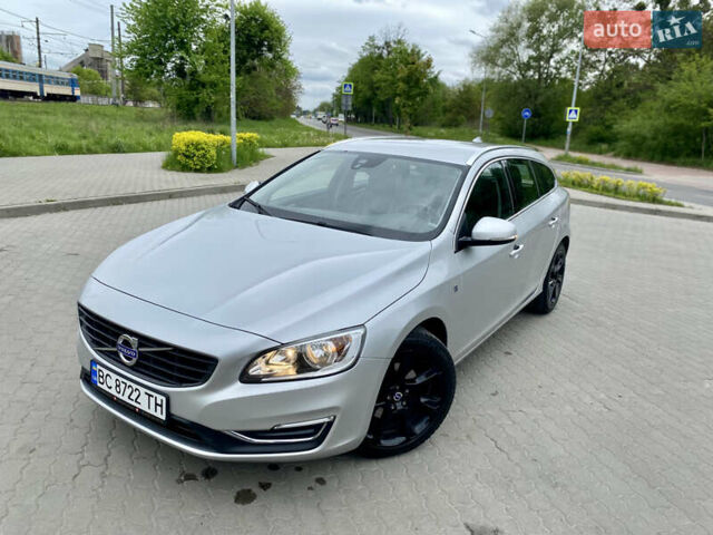 Серый Вольво B60, объемом двигателя 1.97 л и пробегом 210 тыс. км за 11888 $, фото 14 на Automoto.ua