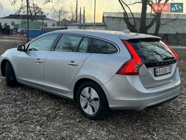 Серый Вольво B60, объемом двигателя 1.97 л и пробегом 225 тыс. км за 14900 $, фото 62 на Automoto.ua