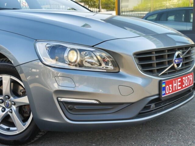 Серый Вольво B60, объемом двигателя 2 л и пробегом 263 тыс. км за 15599 $, фото 1 на Automoto.ua