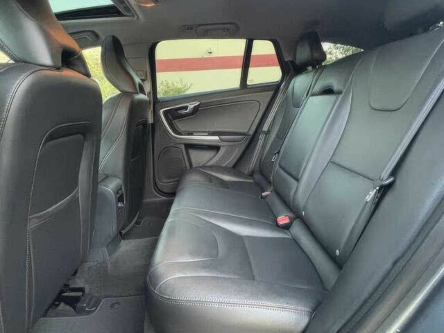 Вольво B60 2016 у Житомирі на Automoto.ua Сірий Вольво B60, об'ємом двигуна 2.5 л та пробігом 72 тис. км за 11999 $, фото 9 на Automoto.ua