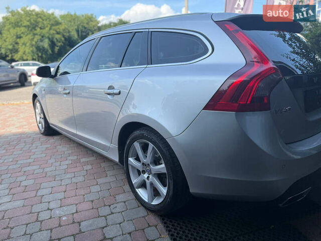 Серый Вольво B60, объемом двигателя 0 л и пробегом 73 тыс. км за 14950 $, фото 3 на Automoto.ua