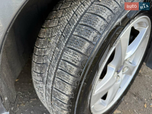 Сірий Вольво B60, об'ємом двигуна 1.97 л та пробігом 211 тис. км за 15700 $, фото 32 на Automoto.ua