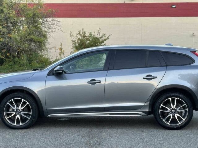 Вольво B60 2016 у Житомирі на Automoto.ua Сірий Вольво B60, об'ємом двигуна 2.5 л та пробігом 72 тис. км за 11999 $, фото 3 на Automoto.ua