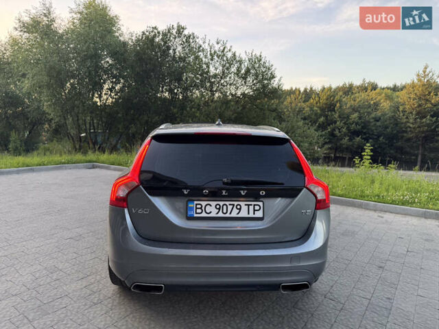 Серый Вольво B60, объемом двигателя 1.97 л и пробегом 107 тыс. км за 12700 $, фото 4 на Automoto.ua