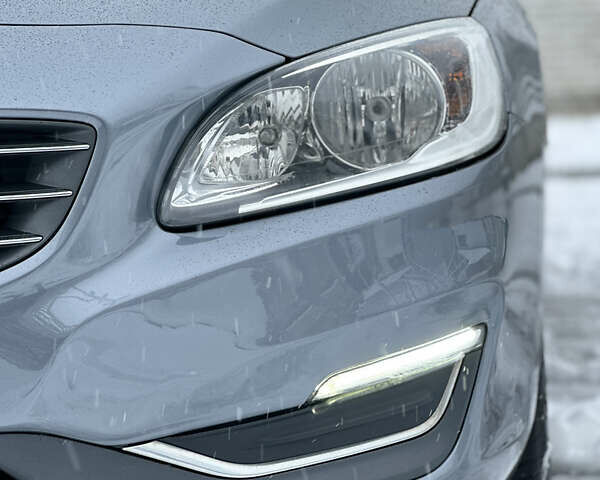 Серый Вольво B60, объемом двигателя 1.99 л и пробегом 241 тыс. км за 14400 $, фото 54 на Automoto.ua