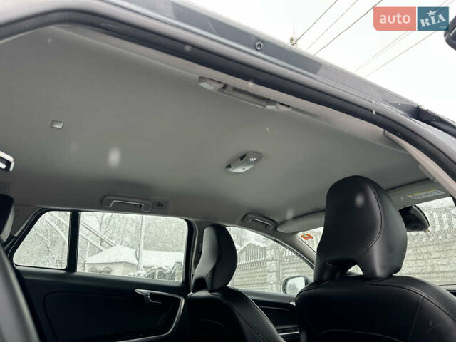 Серый Вольво B60, объемом двигателя 1.99 л и пробегом 241 тыс. км за 14400 $, фото 94 на Automoto.ua