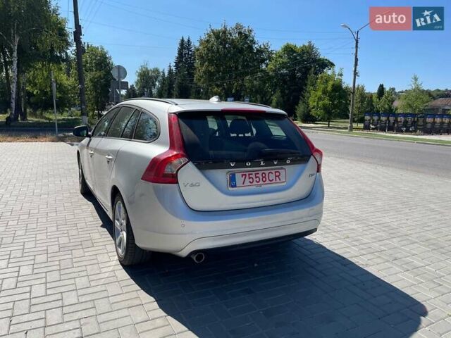 Серый Вольво B60, объемом двигателя 2 л и пробегом 83 тыс. км за 17200 $, фото 2 на Automoto.ua