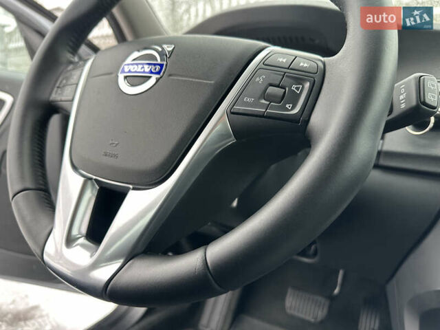 Серый Вольво B60, объемом двигателя 1.99 л и пробегом 241 тыс. км за 14400 $, фото 64 на Automoto.ua