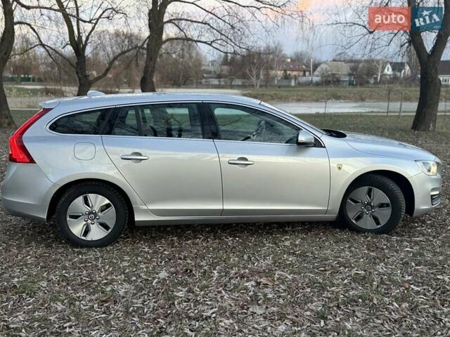 Серый Вольво B60, объемом двигателя 1.97 л и пробегом 225 тыс. км за 14900 $, фото 61 на Automoto.ua