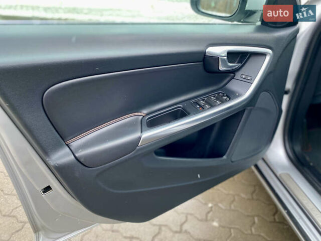 Серый Вольво B60, объемом двигателя 1.97 л и пробегом 210 тыс. км за 11888 $, фото 26 на Automoto.ua