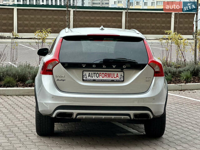 Серый Вольво B60, объемом двигателя 1.97 л и пробегом 142 тыс. км за 15990 $, фото 13 на Automoto.ua