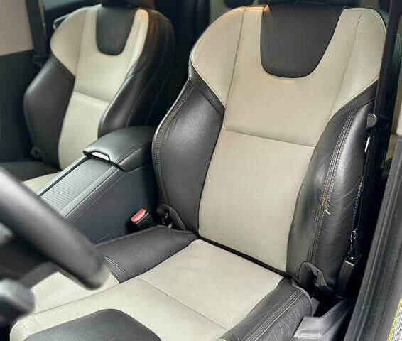 Серый Вольво B60, объемом двигателя 1.97 л и пробегом 142 тыс. км за 15990 $, фото 41 на Automoto.ua