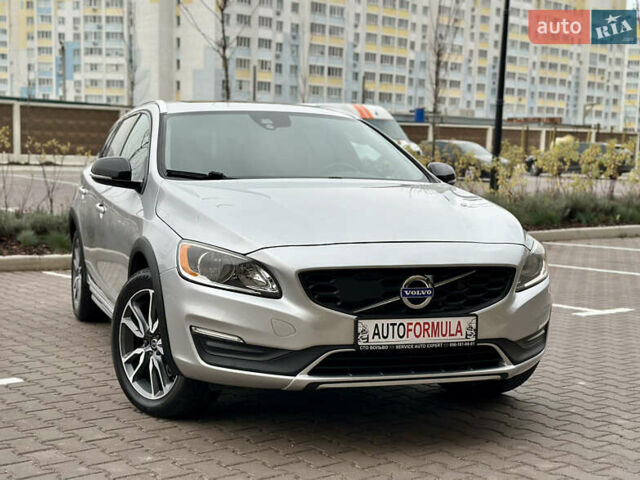 Серый Вольво B60, объемом двигателя 1.97 л и пробегом 142 тыс. км за 15990 $, фото 1 на Automoto.ua