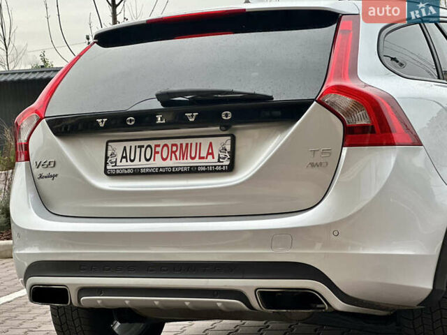 Серый Вольво B60, объемом двигателя 1.97 л и пробегом 142 тыс. км за 15990 $, фото 15 на Automoto.ua