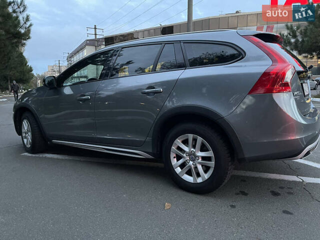 Вольво B60 2017 в Одессе на Automoto.ua Серый Вольво B60, объемом двигателя 1.97 л и пробегом 200 тыс. км за 14800 $, фото 4 на Automoto.ua