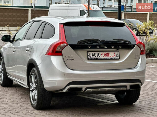 Серый Вольво B60, объемом двигателя 1.97 л и пробегом 142 тыс. км за 15990 $, фото 14 на Automoto.ua