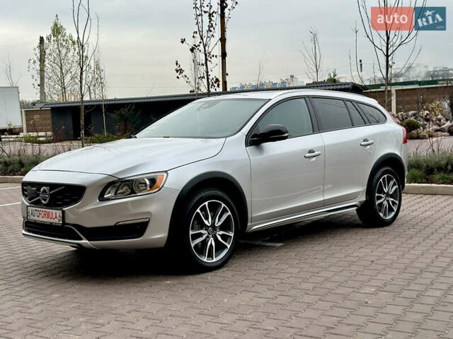 Серый Вольво B60, объемом двигателя 1.97 л и пробегом 142 тыс. км за 15990 $, фото 5 на Automoto.ua