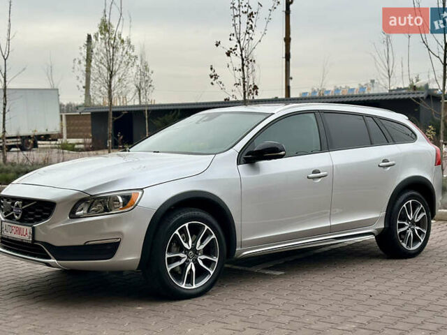 Серый Вольво B60, объемом двигателя 1.97 л и пробегом 142 тыс. км за 15990 $, фото 4 на Automoto.ua