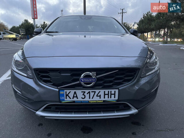 Вольво B60 2017 в Одессе на Automoto.ua Серый Вольво B60, объемом двигателя 1.97 л и пробегом 200 тыс. км за 14800 $, фото 1 на Automoto.ua