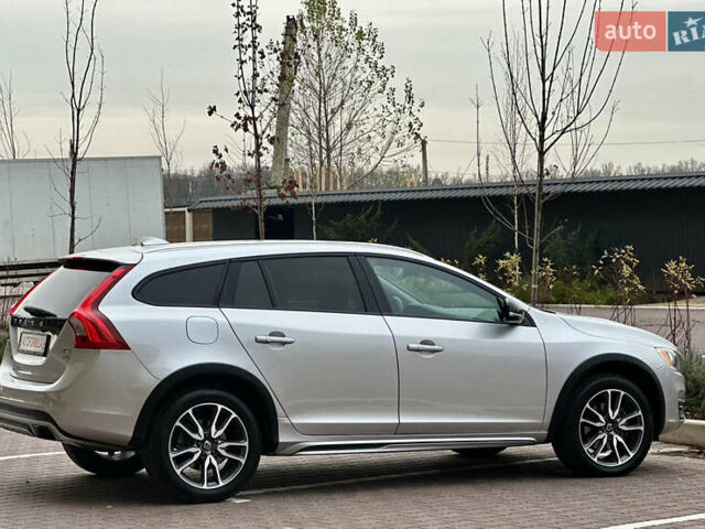 Серый Вольво B60, объемом двигателя 1.97 л и пробегом 142 тыс. км за 15990 $, фото 11 на Automoto.ua