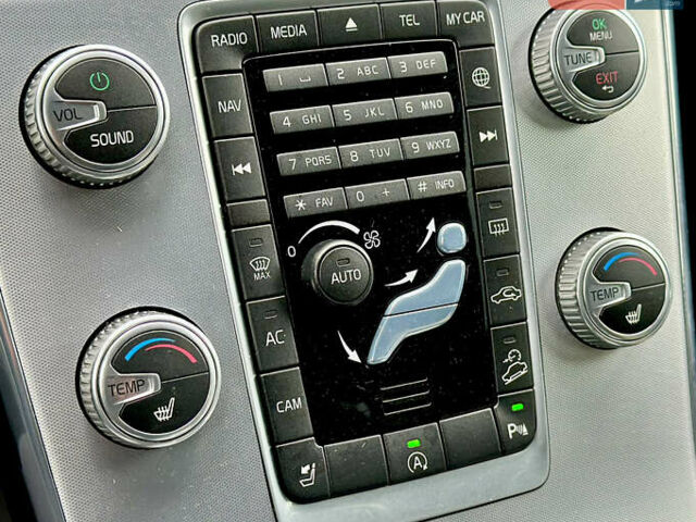 Серый Вольво B60, объемом двигателя 1.97 л и пробегом 142 тыс. км за 15990 $, фото 28 на Automoto.ua