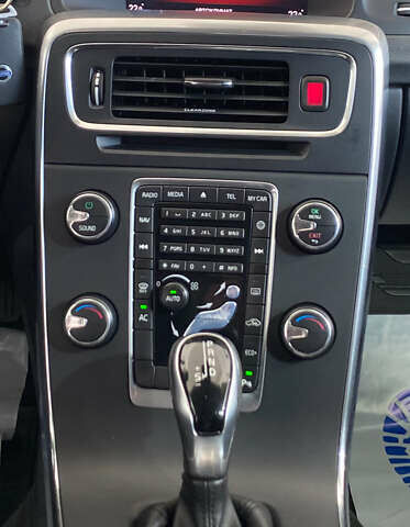 Сірий Вольво B60, об'ємом двигуна 0 л та пробігом 207 тис. км за 16950 $, фото 20 на Automoto.ua