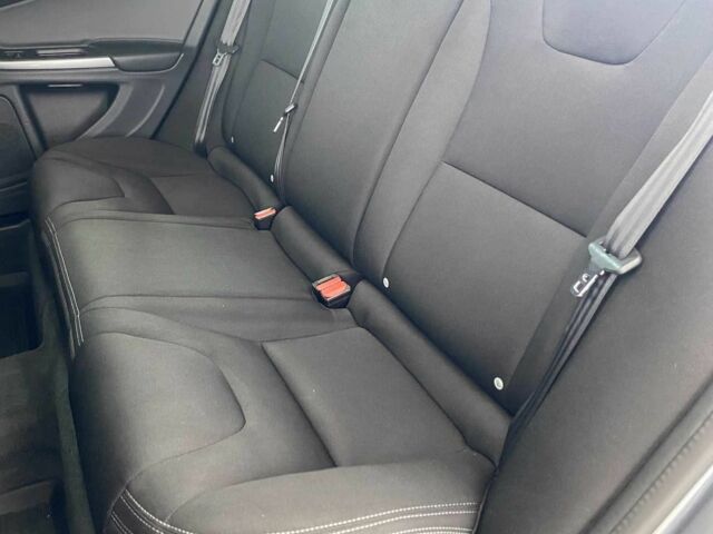 Серый Вольво B60, объемом двигателя 2 л и пробегом 207 тыс. км за 16950 $, фото 10 на Automoto.ua