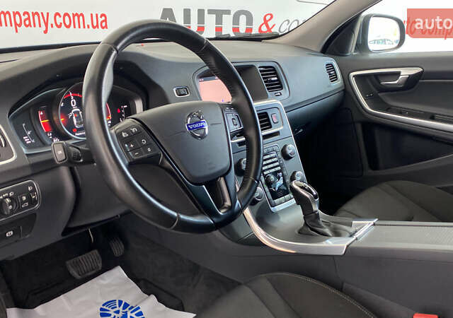 Сірий Вольво B60, об'ємом двигуна 0 л та пробігом 207 тис. км за 16950 $, фото 5 на Automoto.ua